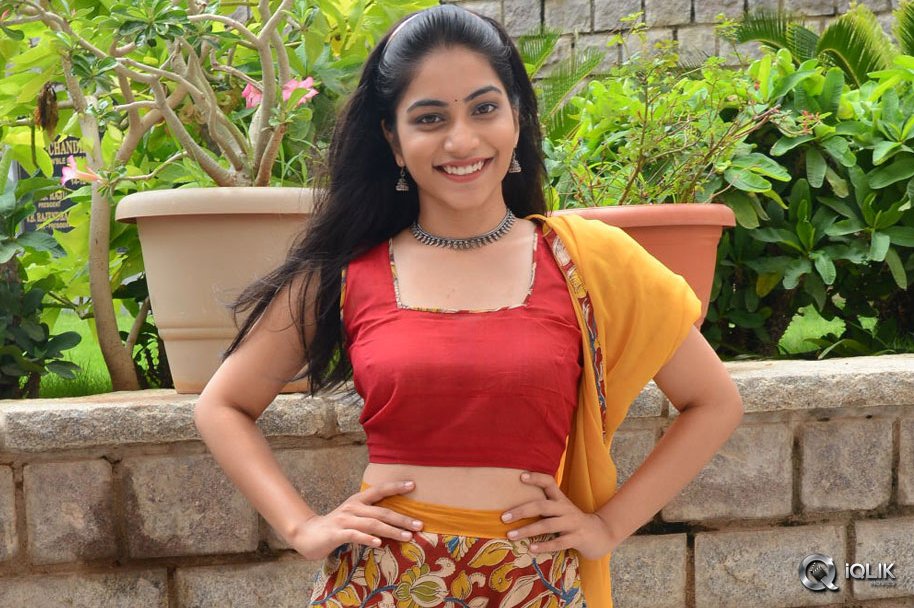 Punarnavi-Bhupalam-at-Enthapani-Chesave-Sirisha-Trailer-Launch